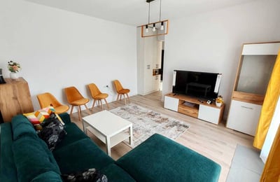 Alquiler de un moderno piso de 2 habitaciones con cocina independiente y balcón, 55 m², en Bucarest, Rumanía